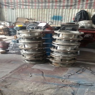 不(bu)鏽鋼伸縮(suo)器